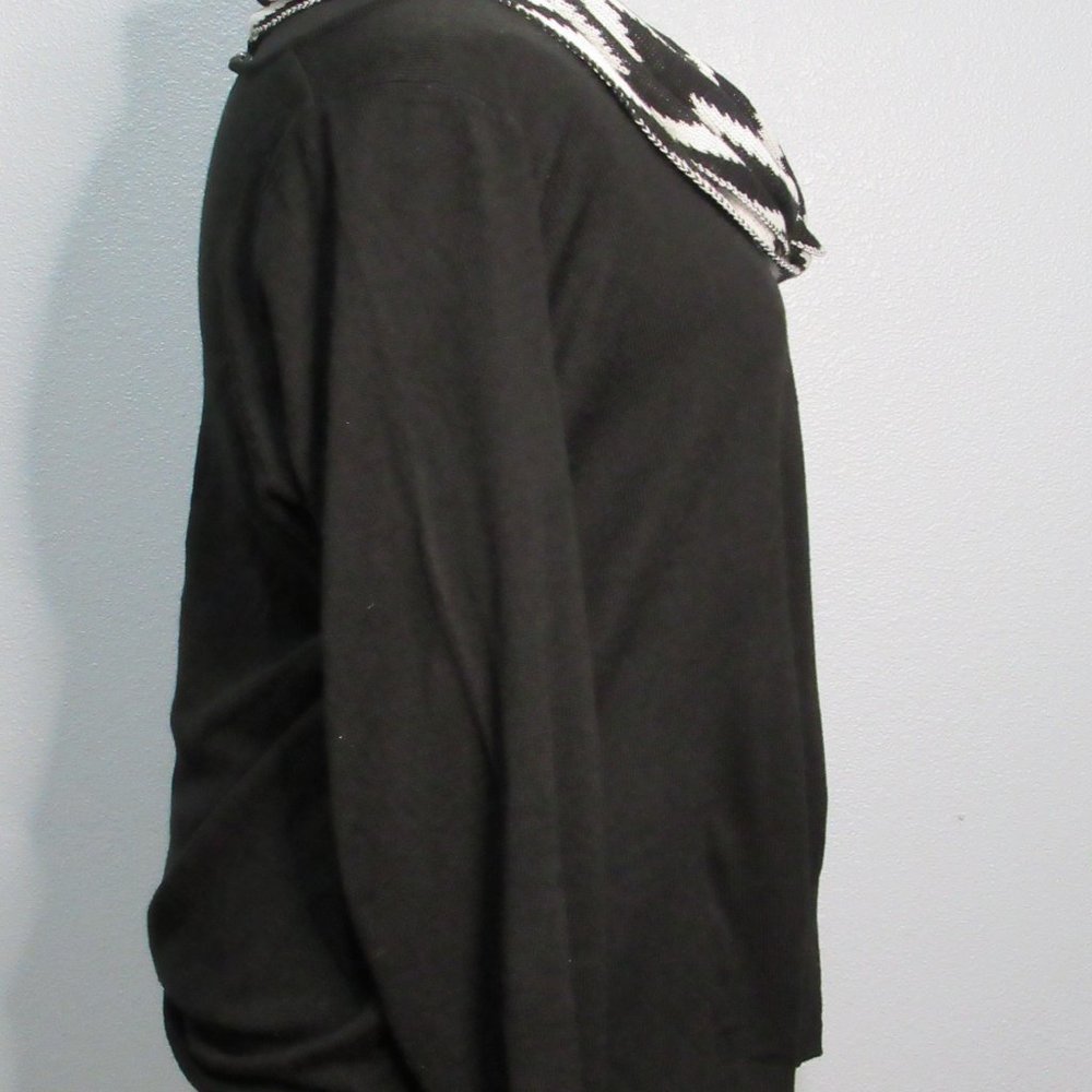 Infinity Scarf Sweater - Picture 5 of 9